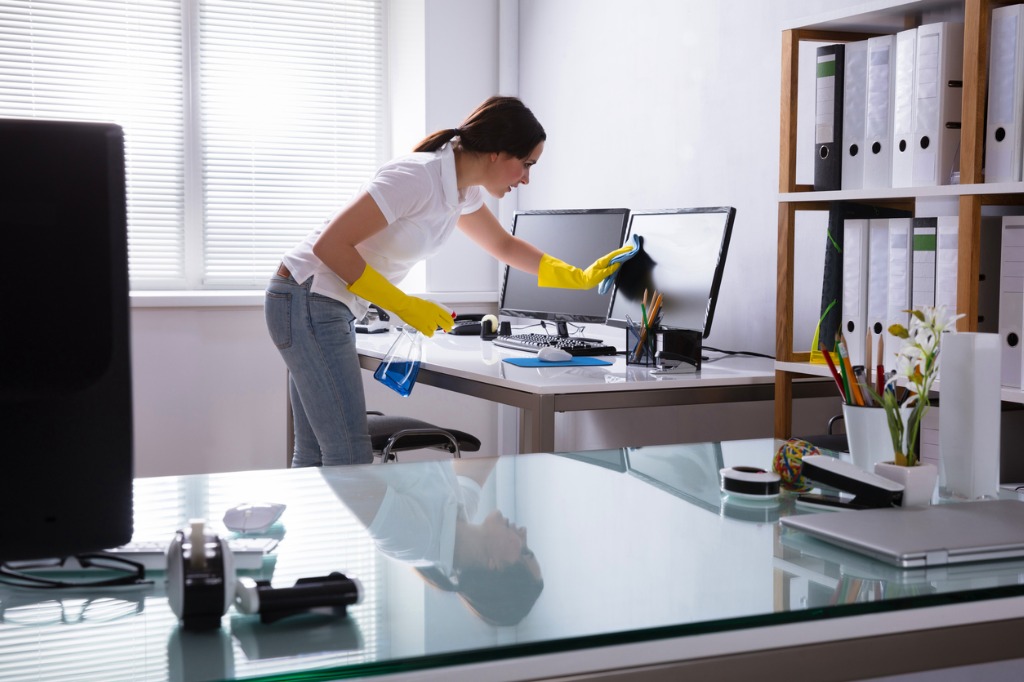 Top 7 Benefits of Hiring a Commercial Cleaning Company for Your Business